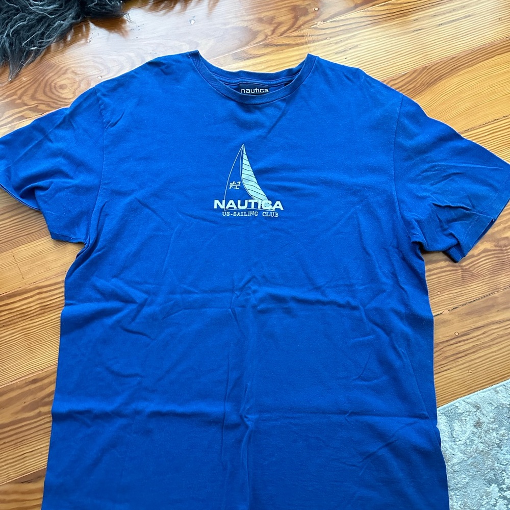 Men’s Large Vintage Nautica T-Shirt